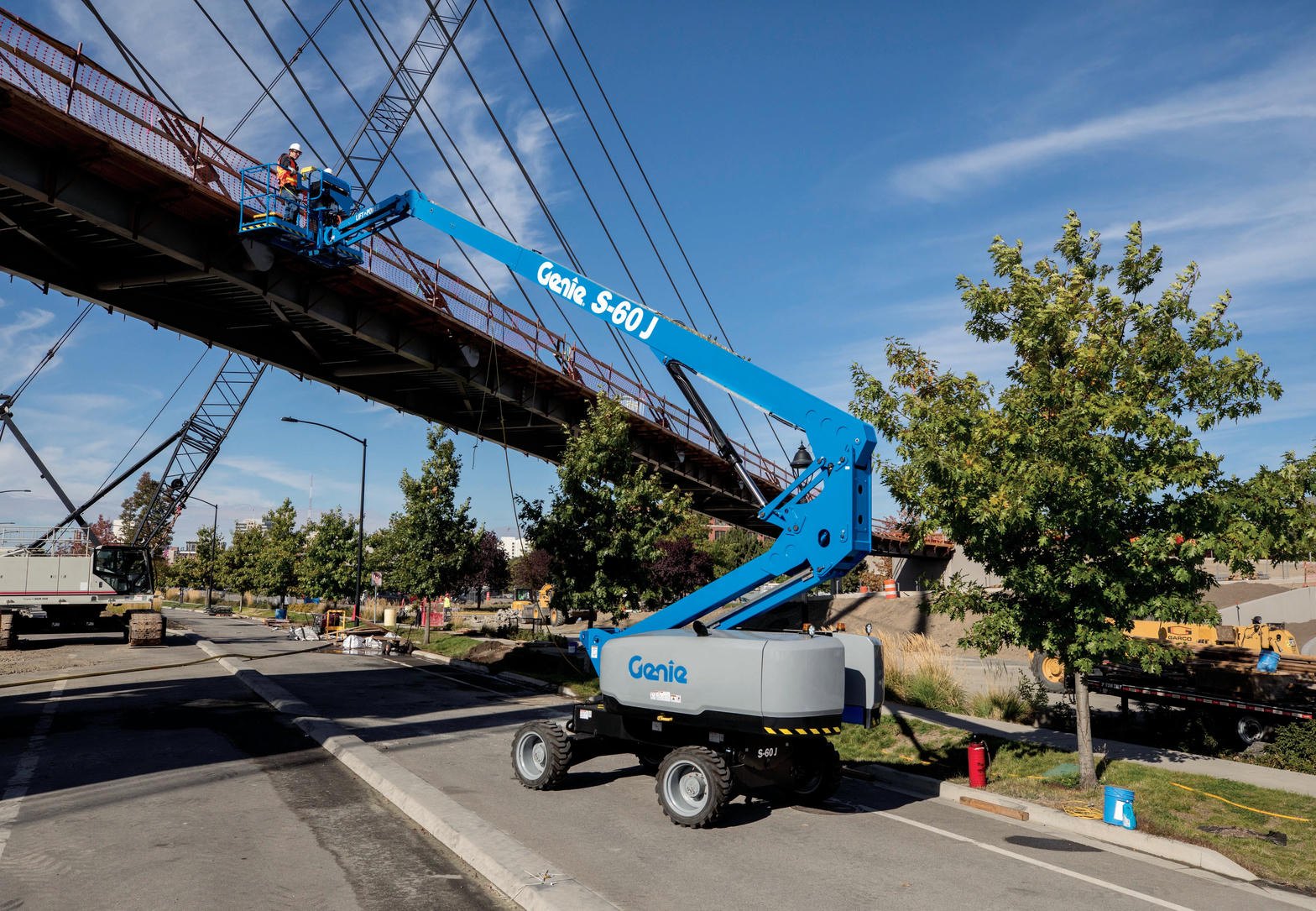 Genie S-40 Boom Lift